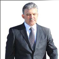 Gül sitem etti