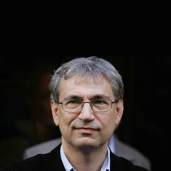 Orhan Pamuk'u çökertmenin yolu açıldı