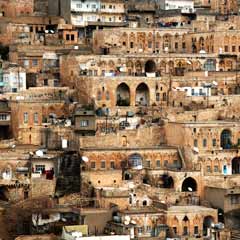 Mardin'deki çirkin binalar yıkılacak