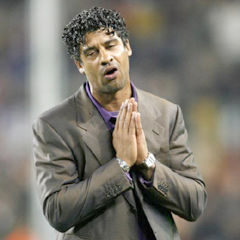 Rijkaard: Gardımız düştü