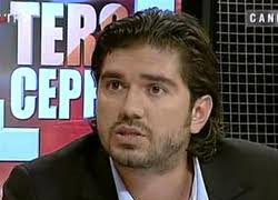 'Asker kaçağı, şarlatan, soytarı!'