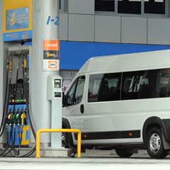 Benzine 6 kuruş indirim