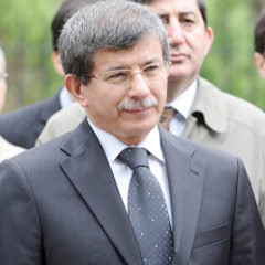 Davutoğlu, İhsanoğlu ile görüştü