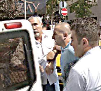 CHPli belediyeden işçiye linç!
