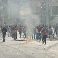 DTP'den molotoflu açılım!