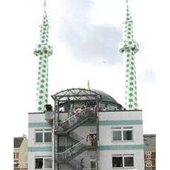 Almanya'nın göbeğine benekli minare