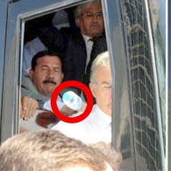 Baykal'a şişe fırlatan bakın nerenin üyesi çıktı