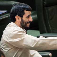 Ahmedinejad kadın bakan istiyor