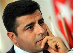 Sözde Barış Günü'nde savaş ağzı!