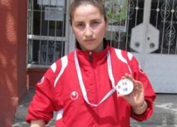 Günü gümüş madalya ile kapadık