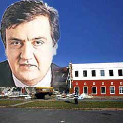 Zafer Mutlu'nun okulu yıkıldı