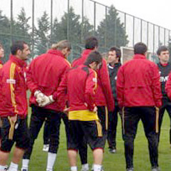 Galatasaray, Levadia maçına hazırlanıyor