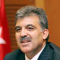 Gül'den yasaya onay