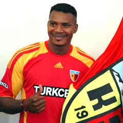 Kayserispor Makukula'yı renklerine kattı