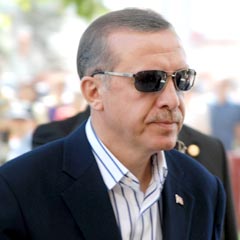 "Kirli girişimler"le mücadele etmek zorunda kaldık