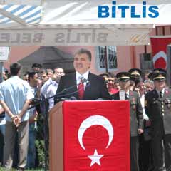 Cumhurbaşkanı Gül, mesajını Bitlis'ten verdi
