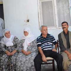 Şehit ailesi ile PKK'lının ailesi yanyana
