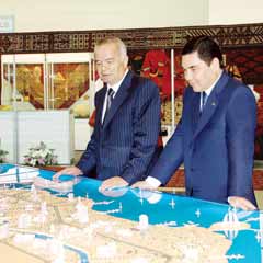 Berdimuhammedov'dan Kerimov'a davet