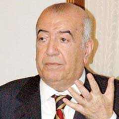 Halis Toprak'ın aklı yerinde mi?