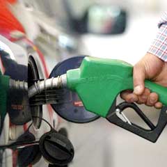 Kurşunsuz benzine 1 kuruş zam