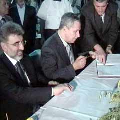 Arınç ve Yıldız nikah şahidi oldu