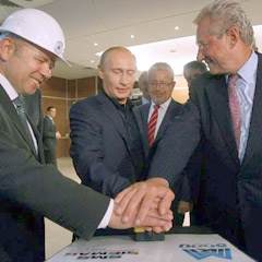 Putin'den çelik üreticilerine şartlı destek