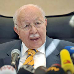 Erbakan YÖK'e teşekkür etti!