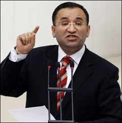 AK Parti: Karar siyasi