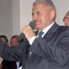 Bu sefer de Bakan Yıldırım ezber bozdu