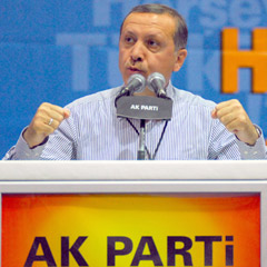 'Atatürk kalksa bunların hepsini mezara gömer'