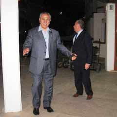Bülent Arınç, tatil için Edremit'e geldi