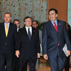 Nabucco imza törenine geniş katılım