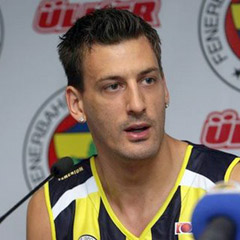Fenerbahçeli basketbolcu Giricek, ameliyat oldu