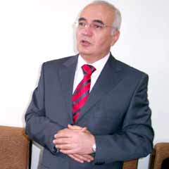 AK Parti: Darbe heveslilerinin önünü keselim