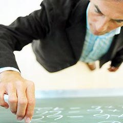 Kötü öğrencisinin velisini mahkemeye verebilecek