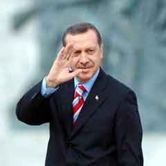 Erdoğan yurda döndü