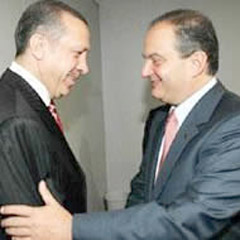 Yunan okurlar, yalan habere isyan etti