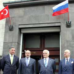 Toptan, Duma Başkanı ile bir araya geldi