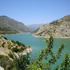 Fırat Nehri'ne giren polis memuru, boğuldu