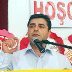"Ya DTP'yi ya da Öcalan'ı muhatap alacaksınız!"