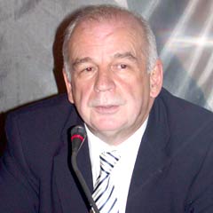 Vali Önal: Atanmışları da milletin seçtikleri seçiyor