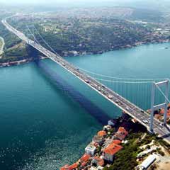 FSM Köprüsü'nde bir kişi intihar etti