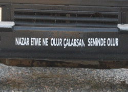 "Nazar etme ne olur, çalarsan senin de olur"a ceza