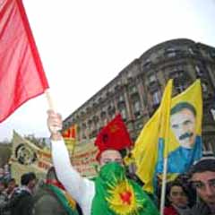 Almanya'dan PKK'lı mültecilere: Terk edin