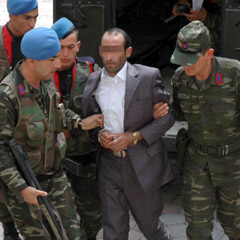 Vahşi koca yakalandı