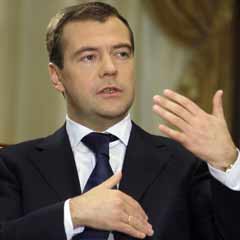 Medvedev'den itiraf