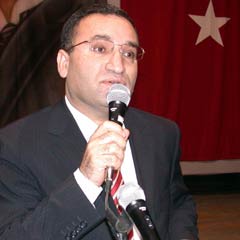 AK Parti: Bu bir darbe ve cunta hareketidir