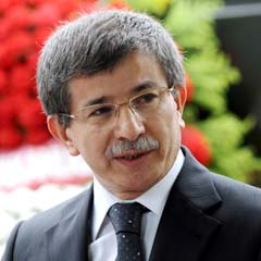 Davutoğlu: Kim kazanırsa kazansın dostumuz