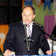 Akdağ: Her gün AK Parti üzerinde bir oyun çıkıyor