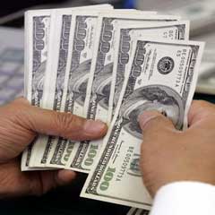 Dolar güne 1,558 TL, Euro 2,16 TL'den başladı